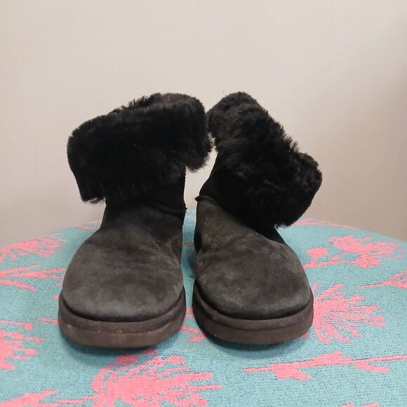Ugg womens size 7 black ankle Bailey 1 button boot suede leather sherpa fur - Picture 3 of 8